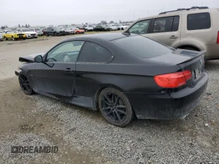 2013 BMW 3 Series 328i z VIN WBAKE5C58DJ106949, wystawiony jako Copart lot #85916804 z przebiegiem 115 016 mil mil oraz Szkoda całkowita • Salvage title. Historia ofert i sprzedaży dostępna na DreamBid. Obrazek 2.
