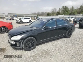 2011 Mercedes-Benz S 550 z VIN WDDNG8GB4BA362956, wystawiony jako Copart lot #49672735 z przebiegiem 135 940 mil mil oraz Szkoda całkowita • Salvage title. Historia ofert i sprzedaży dostępna na DreamBid. Obrazek 1.