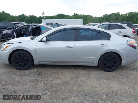 2011 Nissan Altima S with VIN 1N4AL2AP9BC152403, listed as a IAAI auction lot 42505092 with 172,725 mi miles and . Bid and sale history available at DreamBid. Image 14.