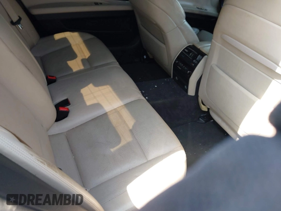 2011 BMW 7 Series 750Li with VIN WBAKB8C55BC852304, listed as a IAAI auction lot 42017467 with 116,530 mi miles. Bid and sale history available at carsss.com. Image 8.