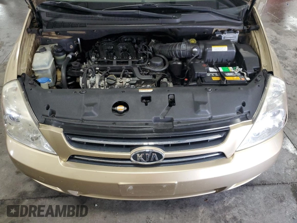 2006 Kia Sedona LX with VIN KNDMB233666082464, listed as a Copart auction lot 69070644 with 244,445 mi miles and Salvage Title. Bid and sale history available at carsss.com. Image 12.