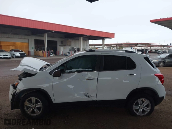 2020 Chevrolet Trax LT with VIN KL7CJLSB0LB040725, listed as a IAAI auction lot 41450707 with 53,422 mi miles and . Bid and sale history available at DreamBid. Image 13.