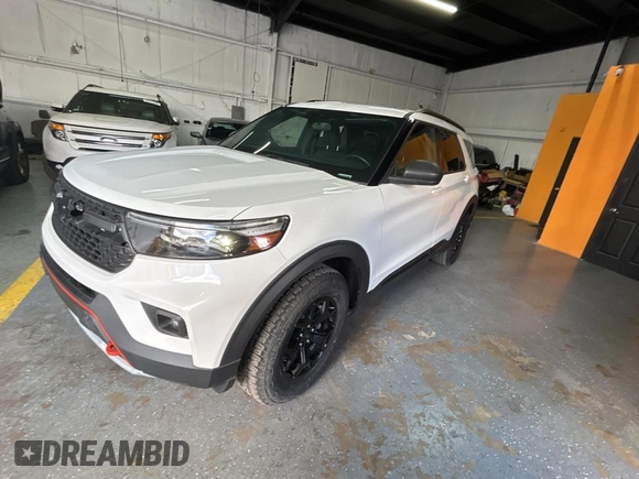 2022 Ford Explorer Timberline with VIN 1FMSK8JH8NGB24260, listed as a Copart auction lot 53477365 with 876 mi miles and Salvage Title. Bid and sale history available at carsss.com. Image 2.