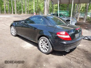 2005 Mercedes-Benz SLK 230/320 z VIN WDBWK56F15F036103, wystawiony jako IAAI lot #42108428 z przebiegiem 79 040 mil mil oraz . Historia ofert i sprzedaży dostępna na DreamBid. Obrazek 3.