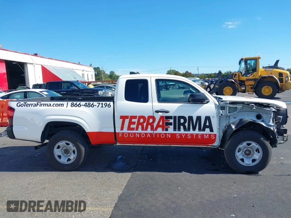 2022 Toyota Tacoma SR with VIN 3TYRX5GN1NT036760, listed as a IAAI auction lot 40435091 with 50,107 mi miles and . Bid and sale history available at DreamBid. Image 14.