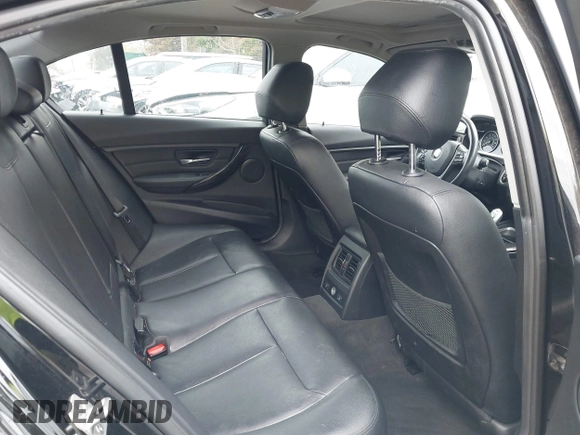 2015 BMW 3 Series 328i xDrive with VIN WBA3B5C55FP654730, listed as a IAAI auction lot 41578639 with 173,935 mi miles and . Bid and sale history available at DreamBid. Image 8.