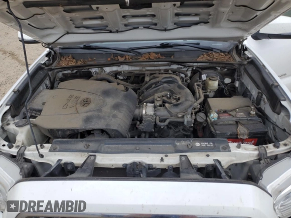 2017 Toyota Tacoma SR5 z VIN 3TMAZ5CN1HM047528, wystawiony jako Copart lot #49260315 z przebiegiem 78 361 mil mil oraz Szkody całkowita. Historia ofert i sprzedaży dostępna na DreamBid. Obrazek 12.