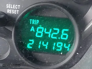 2004 Honda Pilot EX with VIN 2HKYF18674H585328, listed as a IAAI auction lot 41688735 with 214,194 mi miles. Bid and sale history available at carsss.com. Image 15.