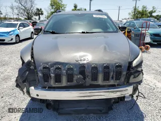 2016 Jeep Cherokee Altitude with VIN 1C4PJLCB8GW113714, listed as a Copart auction lot 52937225 with 22,000 mi miles and Salvage Title. Bid and sale history available at carsss.com. Image 5.