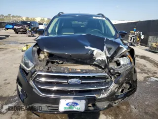 2018 Ford Escape SE z VIN 1FMCU9GD5JUB84551, wystawiony jako Copart lot #54515495 z przebiegiem 73 280 mil mil oraz Szkoda całkowita • Salvage title. Historia ofert i sprzedaży dostępna na DreamBid. Obrazek 5.