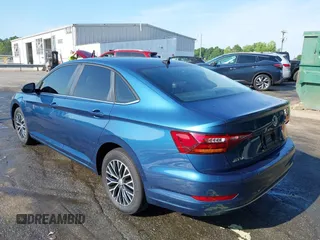 2019 Volkswagen Jetta SEL with VIN 3VWE57BUXKM151151, listed as a IAAI auction lot 42075323 with 79,478 mi miles and . Bid and sale history available at DreamBid. Image 3.