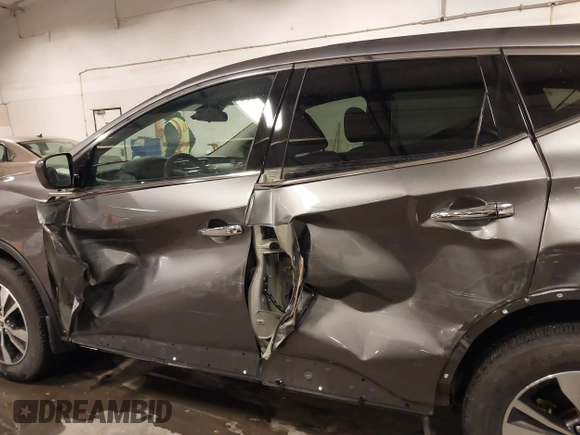 2022 Nissan Murano S z VIN 5N1AZ2AS0NC115947, wystawiony jako IAAI lot #41589658 z przebiegiem 33 362 mil mil oraz . Historia ofert i sprzedaży dostępna na DreamBid. Obrazek 15.
