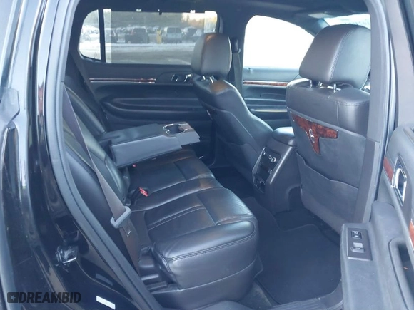 2018 Lincoln MKT with VIN 2LMHJ5NK9JBL00420, listed as a IAAI auction lot 41024664 with 342,921 mi miles. Bid and sale history available at carsss.com. Image 8.