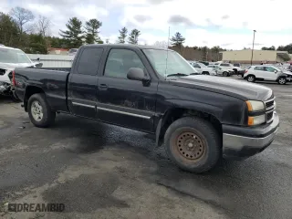 2006 Chevrolet Silverado 1500 LT2 with VIN 2GCEK19B361341657, listed as a Copart auction lot 50229725 with 227,949 mi miles and Clean Title. Bid and sale history available at carsss.com. Image 4.