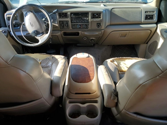 2001 Ford Excursion Limited with VIN 1FMNU42S71EA39829, listed as a Copart auction lot 79094054 with 405,339 mi miles and Salvage title. Bid and sale history available at DreamBid. Image 8.