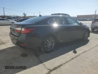 2018 Lexus ES with VIN JTHBW1GG2J2187567, listed as a Copart auction lot 52266205 with 267,970 mi miles and Clean Title. Bid and sale history available at carsss.com. Image 3.