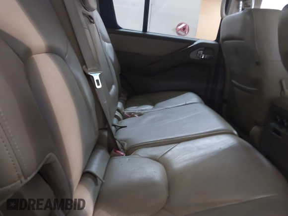 2005 Nissan Pathfinder SE с VIN 5N1AR18W05C747351, выставлен на аукционе IAAI как лот 42384548 с пробегом 138 122 миль миль и . История ставок и продаж доступна на DreamBid. Изображение 8.