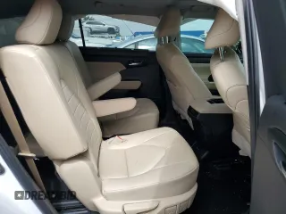 2024 Toyota Highlander LE with VIN 5TDKDRAH6RS534720, listed as a Copart auction lot 59989285 with 12,626 mi miles and Salvage title. Bid and sale history available at DreamBid. Image 10.
