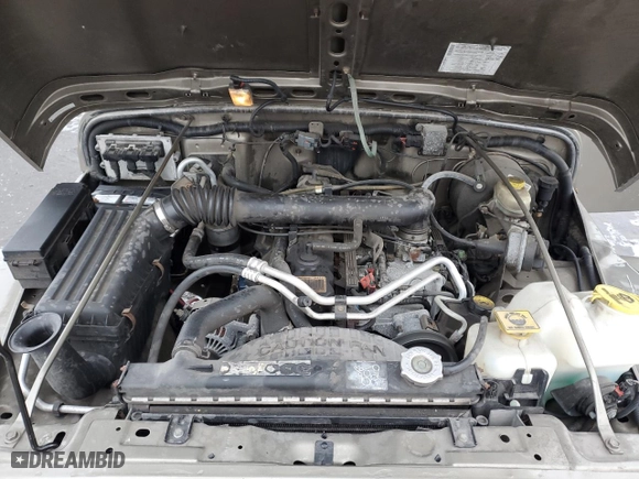 2004 Jeep Wrangler Sahara with VIN 1J4FA59S04P782428, listed as a Copart auction lot 86998244 with 59,447 mi miles and Salvage Title. Bid and sale history available at carsss.com. Image 11.