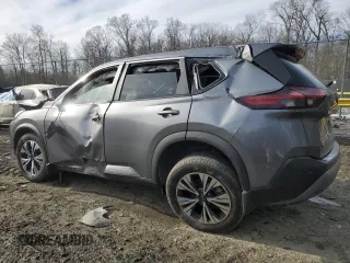 2022 Nissan Rogue SV with VIN 5N1BT3BB2NC688679, listed as a Copart auction lot 42315665 with Not Provided miles and Salvage Title. Bid and sale history available at DreamBid. Image 2.