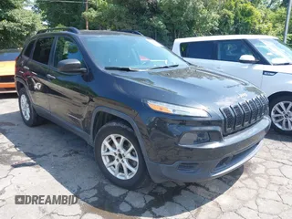 2015 Jeep Cherokee Sport z VIN 1C4PJMAB9FW675323, wystawiony jako IAAI lot #42460681 z przebiegiem 197 119 mil mil oraz . Historia ofert i sprzedaży dostępna na DreamBid. Obrazek 1.
