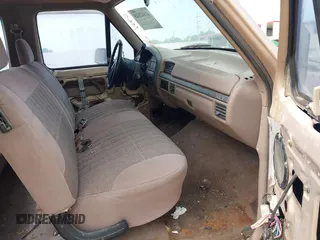 1993 Ford F-150 with VIN 1FTEX15N7PKA64692, listed as a IAAI auction lot 42642325 with Not provided miles and . Bid and sale history available at DreamBid. Image 5.