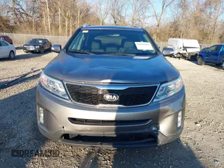 2014 Kia Sorento LX with VIN 5XYKT3A63EG503284, listed as a IAAI auction lot 41814383 with 166,219 mi miles and . Bid and sale history available at DreamBid. Image 12.
