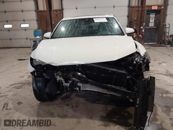 2021 Audi Q3 S line Premium with VIN WA1DECF36M1021600, listed as a IAAI auction lot 41081075 with 40,860 mi miles and . Bid and sale history available at DreamBid. Image 13.