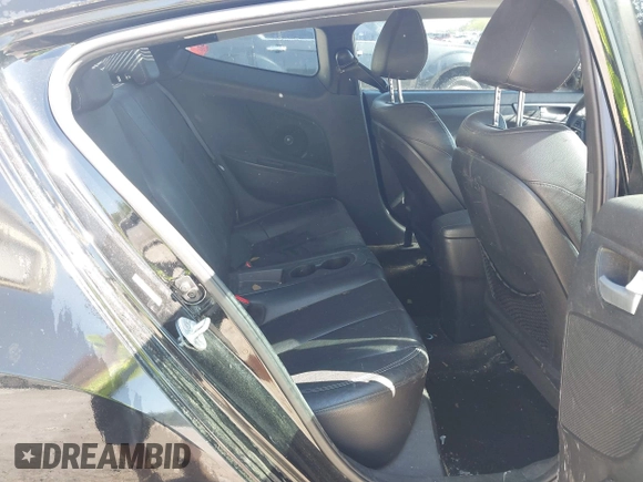 2013 Hyundai Veloster Turbo w/Black Int with VIN KMHTC6AE8DU175611, listed as a IAAI auction lot 42057549 with 137,929 mi miles. Bid and sale history available at carsss.com. Image 8.