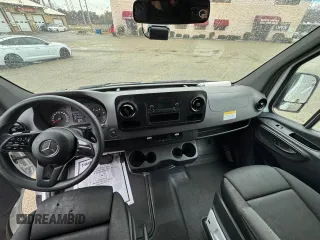 2016 Ram ProMaster Cargo with VIN 3C6TRVAGXGE115998, listed as a Copart auction lot 44075125 with 151,964 mi miles and Clean Title. Bid and sale history available at DreamBid. Image 9.
