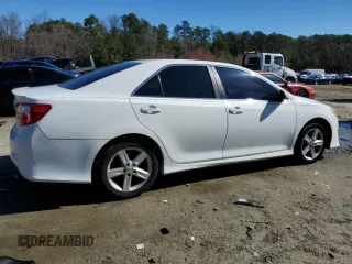 2013 Toyota Camry L with VIN 4T1BF1FK9DU670453, listed as a Copart auction lot 50052145 with 224,355 mi miles and Salvage Title. Bid and sale history available at carsss.com. Image 3.
