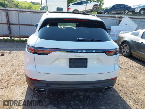2021 Porsche Cayenne с VIN WP1AA2AYXMDA09268, выставлен на аукционе IAAI как лот 42458825 с пробегом Не указан миль и . История ставок и продаж доступна на DreamBid. Изображение 16.