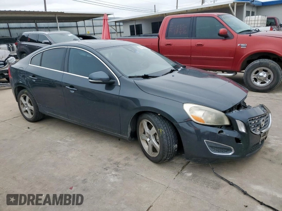 2013 Volvo S60 T5 Premier with VIN YV1612FS0D1216582, listed as a Copart auction lot 51782885 with 174,124 mi miles and Salvage Title. Bid and sale history available at carsss.com. Image 4.