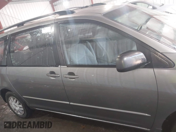 2005 Toyota Sienna CE with VIN 5TDZA23C45S328483, listed as a IAAI auction lot 41912553 with 219,321 mi miles. Bid and sale history available at carsss.com. Image 14.
