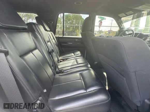 2017 Ford Expedition XL z VIN 1FMJU1GT3HEA37424, wystawiony jako Copart lot #80044734 z przebiegiem 153 694 mil mil oraz Czysty tytuł • Clean title. Historia ofert i sprzedaży dostępna na DreamBid. Obrazek 6.