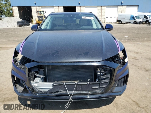 2023 Audi Q8 Premium Plus z VIN WA1EVBF1XPD017663, wystawiony jako Copart lot #54017405 z przebiegiem 22 800 mil mil oraz Czysty tytuł • Clean title. Historia ofert i sprzedaży dostępna na DreamBid. Obrazek 5.