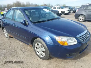 2008 Kia Spectra EX with VIN KNAFE122085533249, listed as a IAAI auction lot 42105666 with 178,984 mi miles. Bid and sale history available at carsss.com. Image 1.
