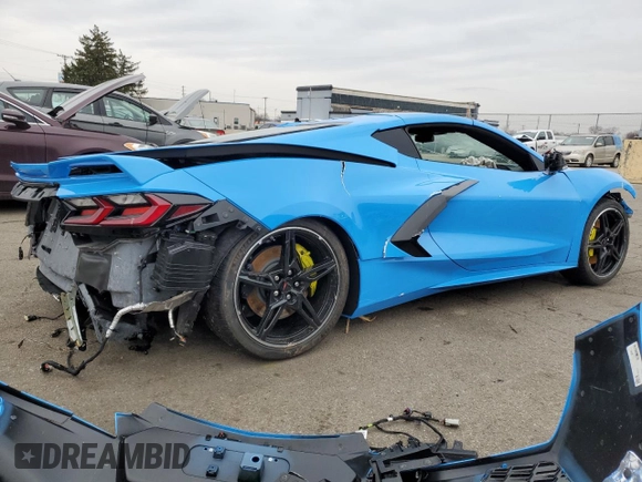 2022 Chevrolet Corvette 2LT with VIN 1G1YB2D45N5121874, listed as a Copart auction lot 44757845 with 2,047 mi miles and Salvage Title. Bid and sale history available at carsss.com. Image 3.