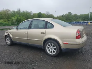 2004 Volkswagen Passat GLS z VIN WVWPD63B34E075688, wystawiony jako Copart lot #56297475 z przebiegiem 135 684 mil mil oraz Szkoda całkowita • Salvage title. Historia ofert i sprzedaży dostępna na DreamBid. Obrazek 2.