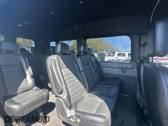 2022 Ford Transit Passenger XL with VIN 1FBAX9C83NKA04968, listed as a Copart auction lot 47838735 with 18,634 mi miles and Clean Title. Bid and sale history available at DreamBid. Image 6.