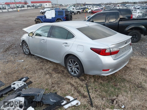 2016 Lexus ES 300h z VIN JTHBW1GGXG2109451, wystawiony jako IAAI lot #41168128 z przebiegiem 101 603 mil mil oraz . Historia ofert i sprzedaży dostępna na DreamBid. Obrazek 3.