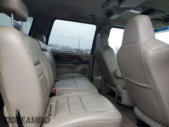 2005 Ford Excursion Limited with VIN 1FMNU43S25EC50635, listed as a Copart auction lot 44566565 with 146,918 mi miles and Clean title. Bid and sale history available at DreamBid. Image 11.