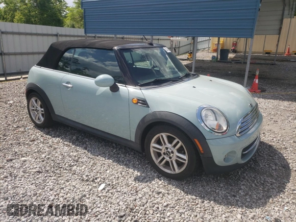 2012 MINI Convertible с VIN WMWZN3C5XCT134595, выставлен на аукционе Copart как лот 52752455 с пробегом 145 915 миль миль и Чистый • Clean title. История ставок и продаж доступна на DreamBid. Изображение 4.