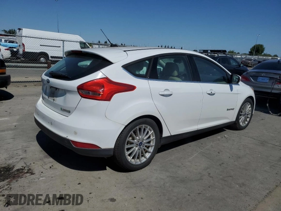2016 Ford Focus Electric z VIN 1FADP3R47GL216219, wystawiony jako Copart lot #63930905 z przebiegiem 93 985 mil mil oraz Czysty tytuł • Clean title. Historia ofert i sprzedaży dostępna na DreamBid. Obrazek 3.