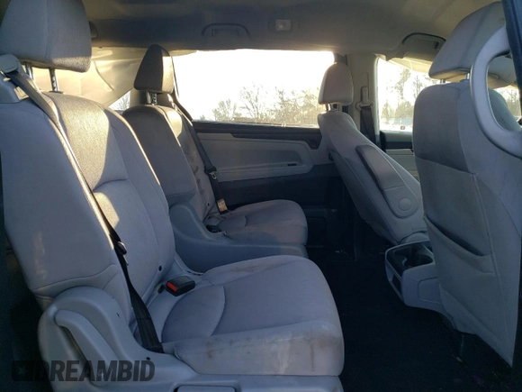 2018 Honda Odyssey LX with VIN 5FNRL6H27JB043695, listed as a Copart auction lot 83635584 with 83,604 mi miles and Salvage Title. Bid and sale history available at carsss.com. Image 11.