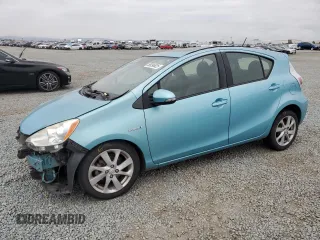 2013 Toyota Prius One z VIN JTDKDTB30D1032288, wystawiony jako Copart lot #58096825 z przebiegiem 176 332 mil mil oraz Szkoda całkowita • Salvage title. Historia ofert i sprzedaży dostępna na DreamBid. Obrazek 1.