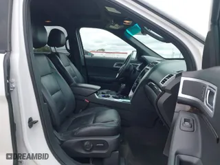 2014 Ford Explorer Limited with VIN 1FM5K8F86EGA64338, listed as a IAAI auction lot 42058403 with 118,981 mi miles. Bid and sale history available at carsss.com. Image 5.