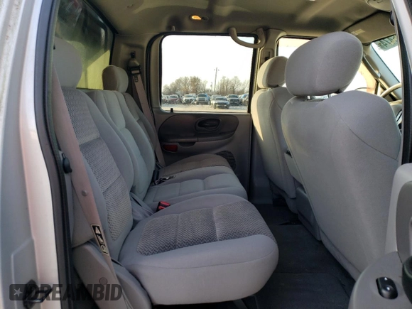 2003 Ford F-150 XLT with VIN 1FTRW07663KD78428, listed as a Copart auction lot 52673764 with 201,309 mi miles and Non Repairable. Bid and sale history available at carsss.com. Image 10.