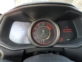 2018 Aston Martin DB11 z VIN SCFRMFAV8JGL03322, wystawiony jako Copart lot #86810004 z przebiegiem Nie podano mil oraz Szkody całkowita. Historia ofert i sprzedaży dostępna na DreamBid. Obrazek 9.