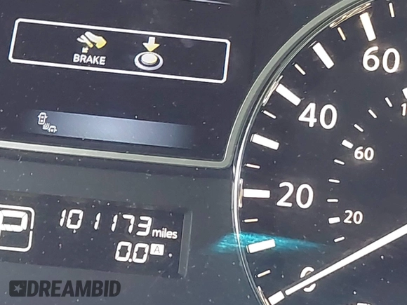 2015 Nissan Pathfinder Platinum with VIN 5N1AR2MMXFC668880, listed as a IAAI auction lot 42371231 with 101,173 mi miles and . Bid and sale history available at DreamBid. Image 16.